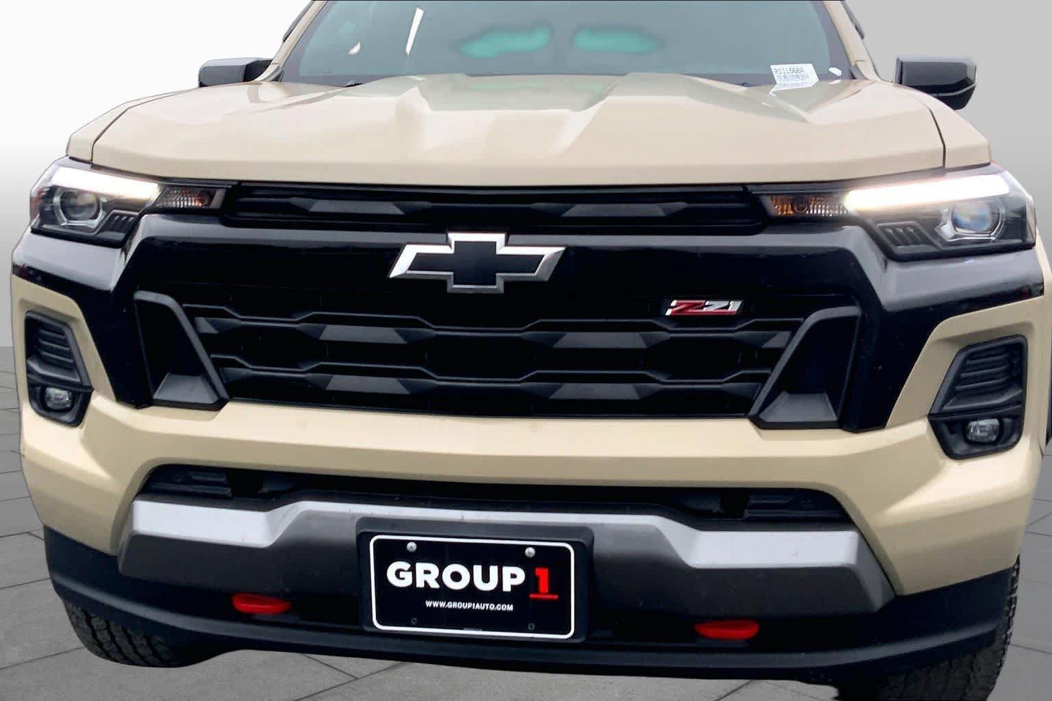 Used 2024 Chevrolet Colorado Z71 w/ Z71 Convenience Package 2 AWD/4WD image 30
