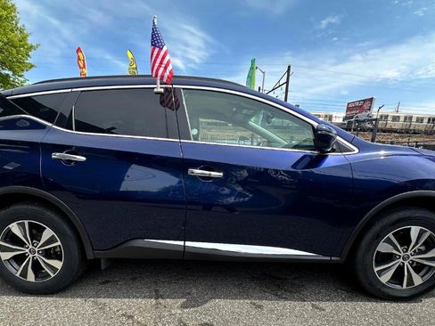 Used 2023 Nissan Murano SV FWD image 3