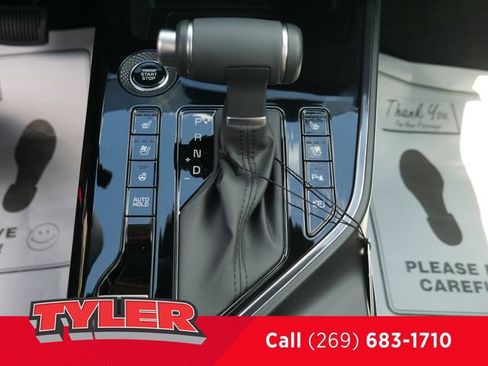 Used 2025 Kia Niro SX image 37