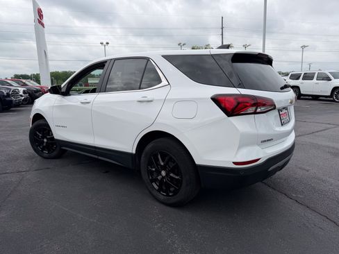 Used 2023 Chevrolet Equinox LT w/ Driver Convenience Package AWD/4WD image 5