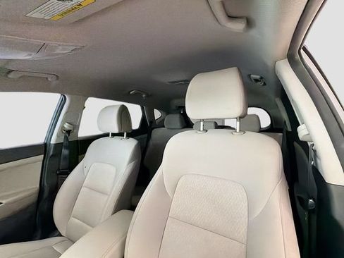 Used 2018 Hyundai Tucson SEL FWD image 18