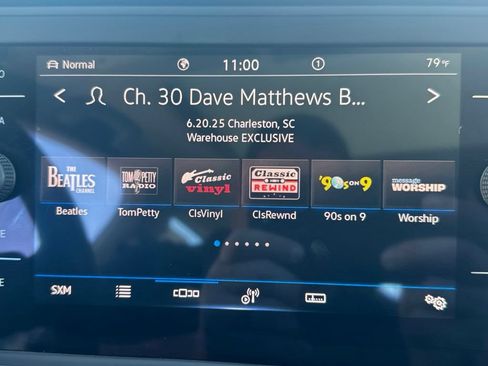 Used 2023 Volkswagen Jetta SEL FWD image 25