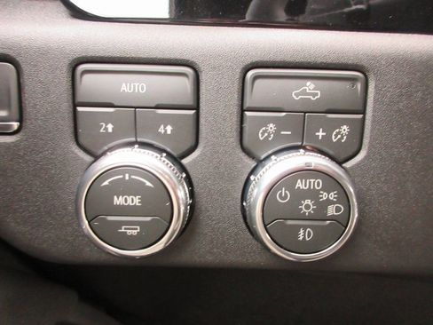 New 2026 GMC Sierra 1500 Elevation AWD/4WD image 16