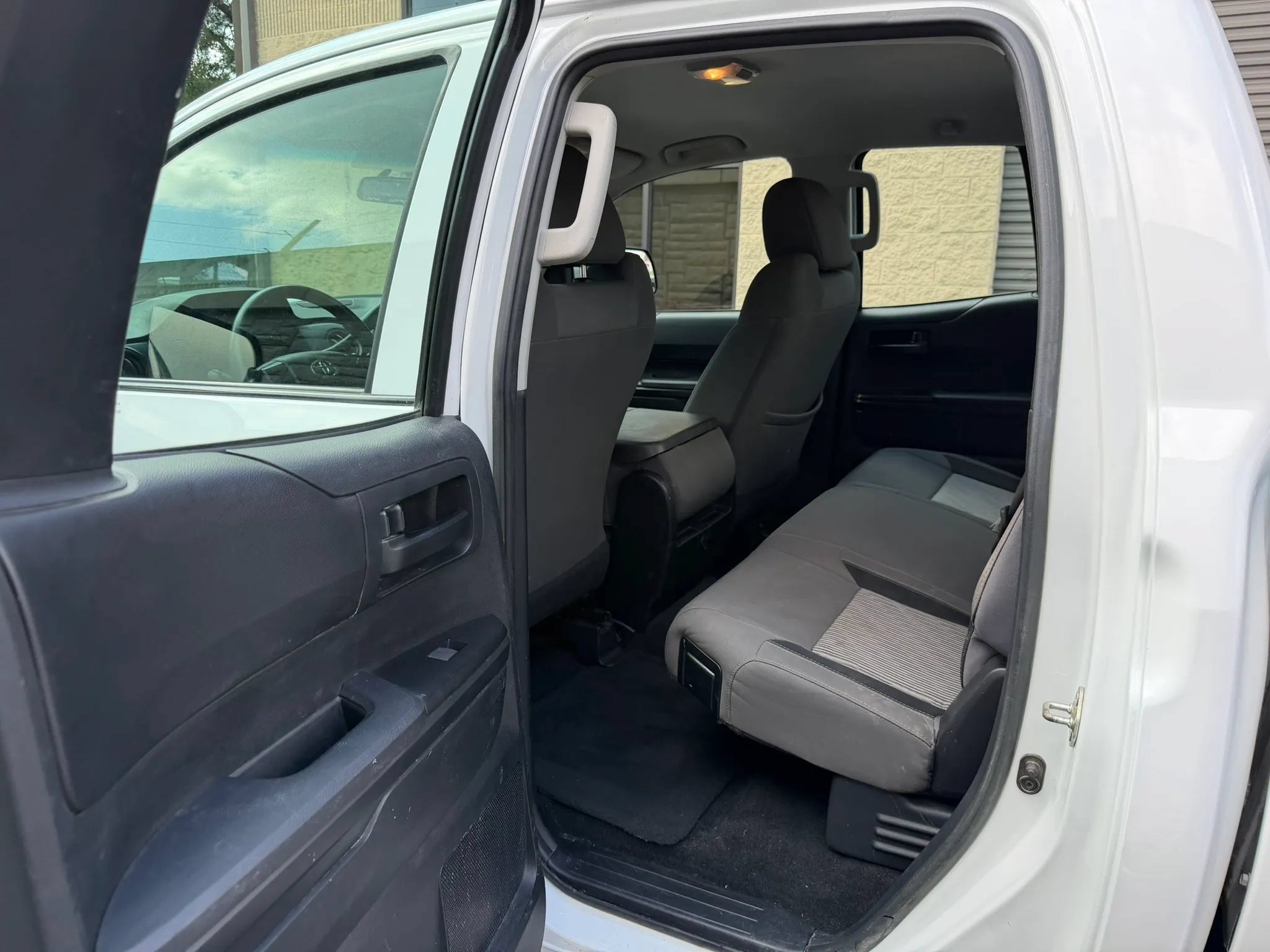 Used 2017 Toyota Tundra SR AWD/4WD image 25