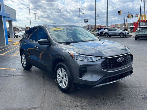 Used 2025 Ford Escape Active w/ Cold Weather Package image 6