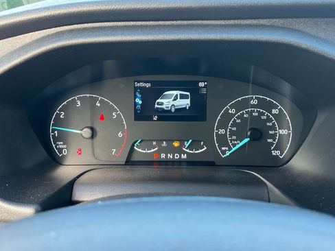 Used 2023 Ford Transit 350 XLT RWD image 28