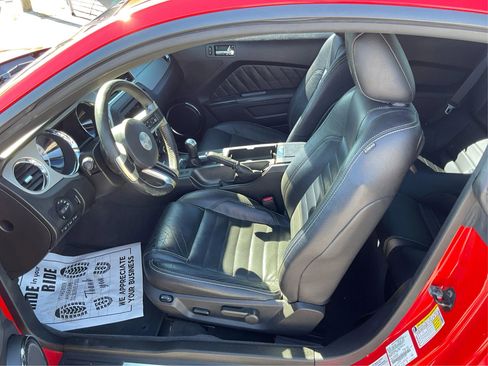 Used 2011 Ford Mustang GT Premium w/ Comfort Pkg image 9
