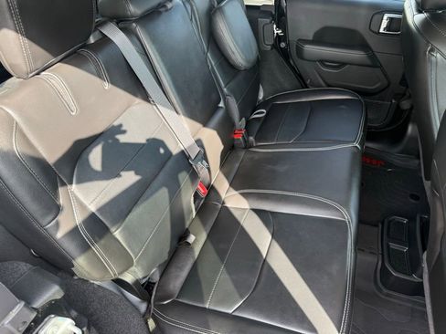 Used 2023 Jeep Wrangler Unlimited Sahara image 51