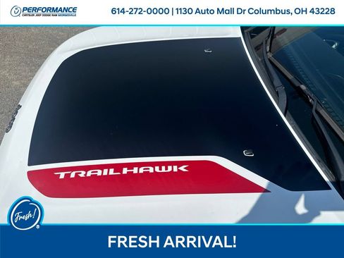 Used 2023 Jeep Compass Trailhawk w/ Sun and Sound Group AWD/4WD image 18