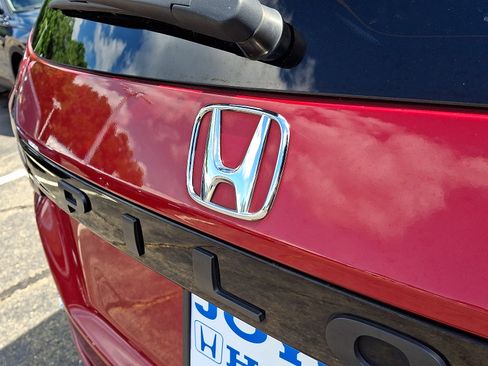 Certified 2023 Honda Pilot Touring image 31