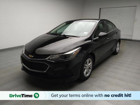 Used 2018 Chevrolet Cruze LT FWD image 1
