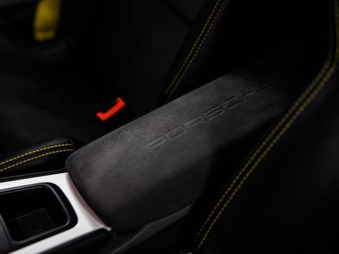 Used 2016 Porsche Cayman GT4 RWD image 27