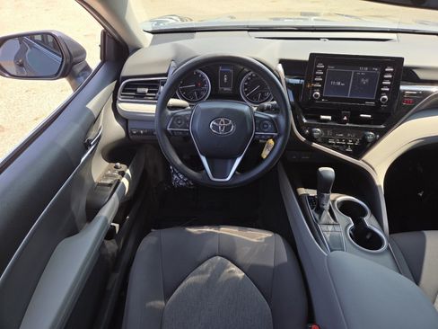 Used 2022 Toyota Camry LE w/ Carpet Mat Package (TMS) FWD image 23