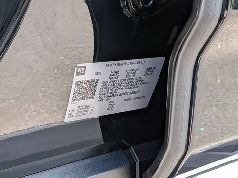 Certified 2023 Cadillac Escalade Premium Luxury AWD/4WD image 34