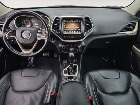 Used 2018 Jeep Cherokee Limited image 10