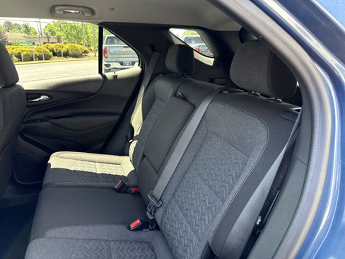 Used 2024 Chevrolet Equinox LT AWD/4WD image 31