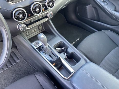 Used 2025 Nissan Sentra SV FWD image 32