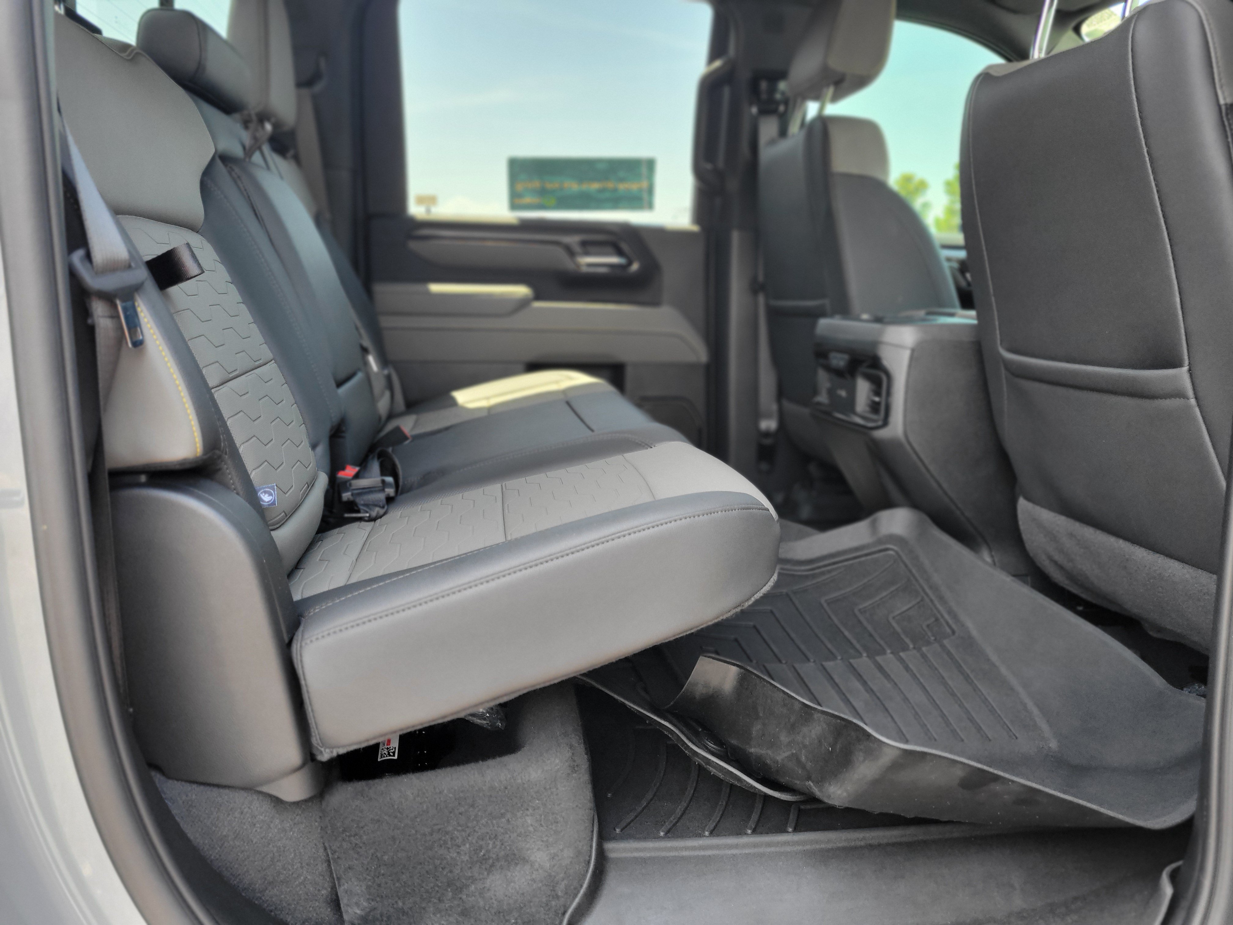 Certified 2025 Chevrolet Silverado 2500 ZR2 w/ Technology Package AWD/4WD image 43