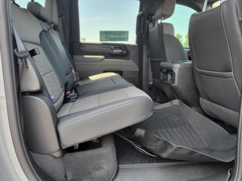 Certified 2025 Chevrolet Silverado 2500 ZR2 w/ Technology Package AWD/4WD image 43