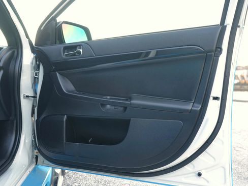 Used 2012 Mitsubishi Lancer Evolution GSR image 39