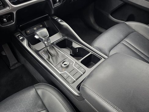 Used 2021 Kia Sorento S w/ Panoramic Sunroof Package image 17