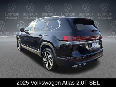 Used 2025 Volkswagen Atlas SEL image 3