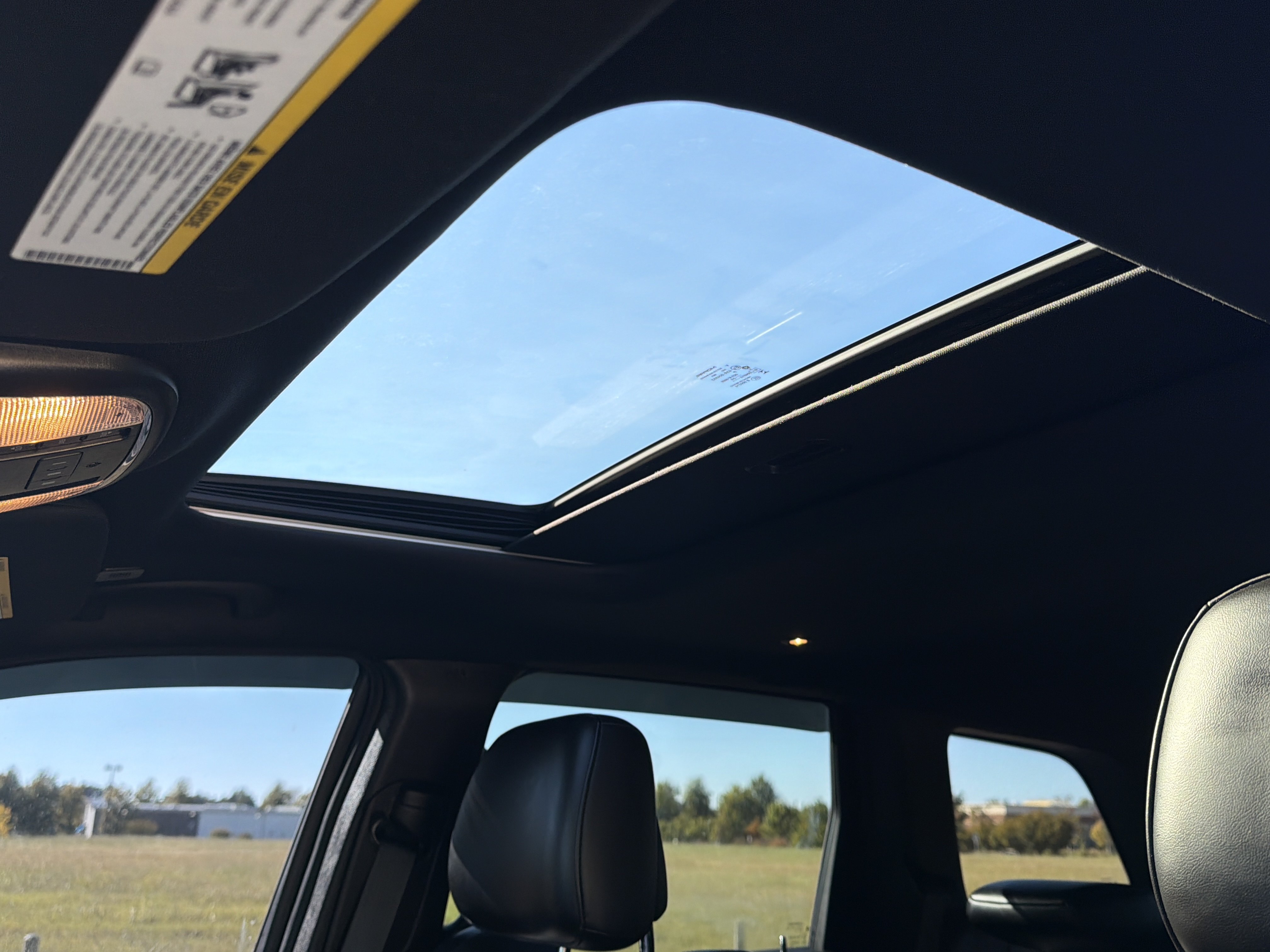 Used 2020 Jeep Grand Cherokee Altitude AWD/4WD image 11