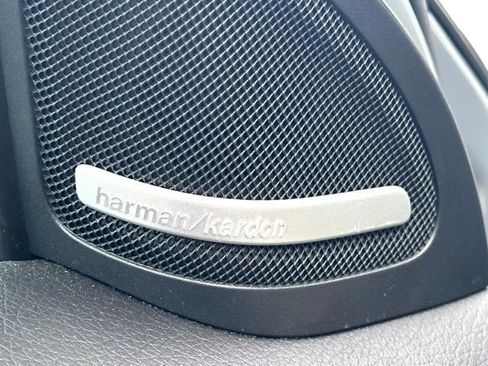 Used 2019 Mercedes-Benz GLA 250 4MATIC image 26