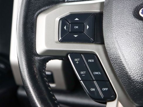 Used 2020 Ford F250 Lariat w/ Lariat Value Package image 14