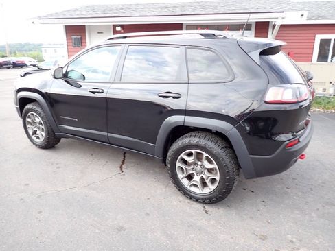 Used 2021 Jeep Cherokee Trailhawk AWD/4WD image 4
