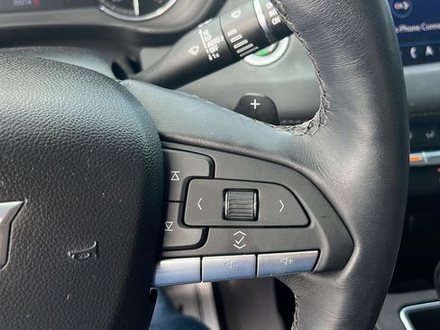 Used 2022 Cadillac XT4 Premium Luxury FWD image 12