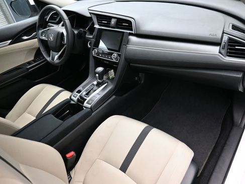 Used 2016 Honda Civic EX image 37
