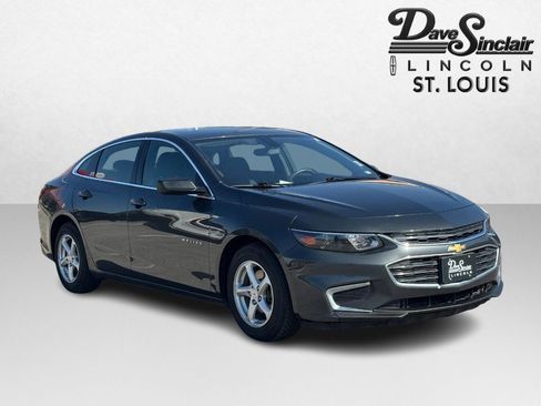 Used 2017 Chevrolet Malibu LS image 1