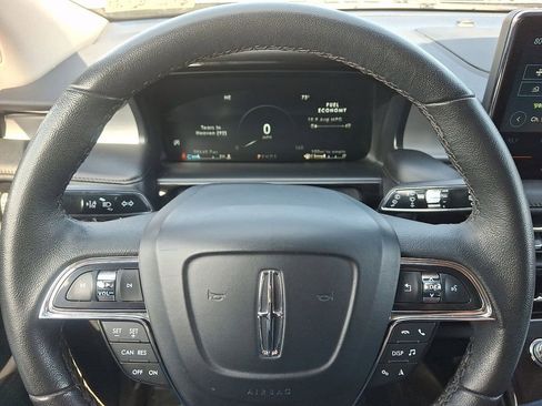Certified 2023 Lincoln Nautilus AWD image 19
