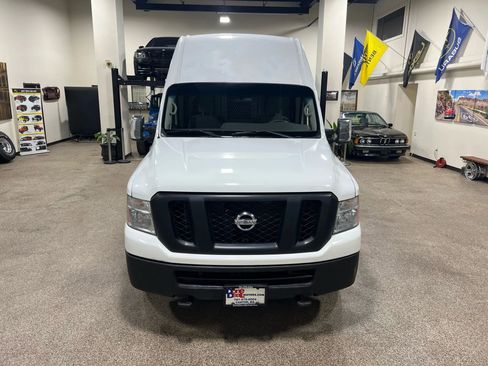 Used 2017 Nissan NV 2500 SV w/ Technology Package image 10