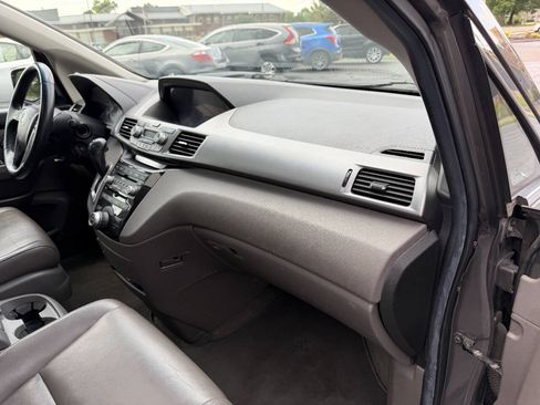 Used 2011 Honda Odyssey Touring image 13
