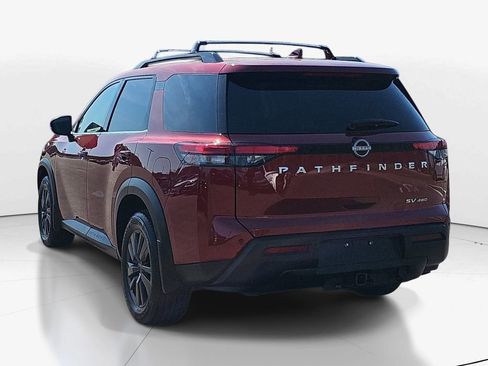 Used 2023 Nissan Pathfinder SV w/ SV Premium Package image 7