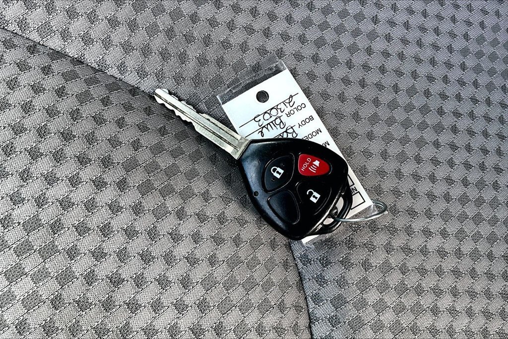 Used 2008 Toyota RAV4 4WD image 6