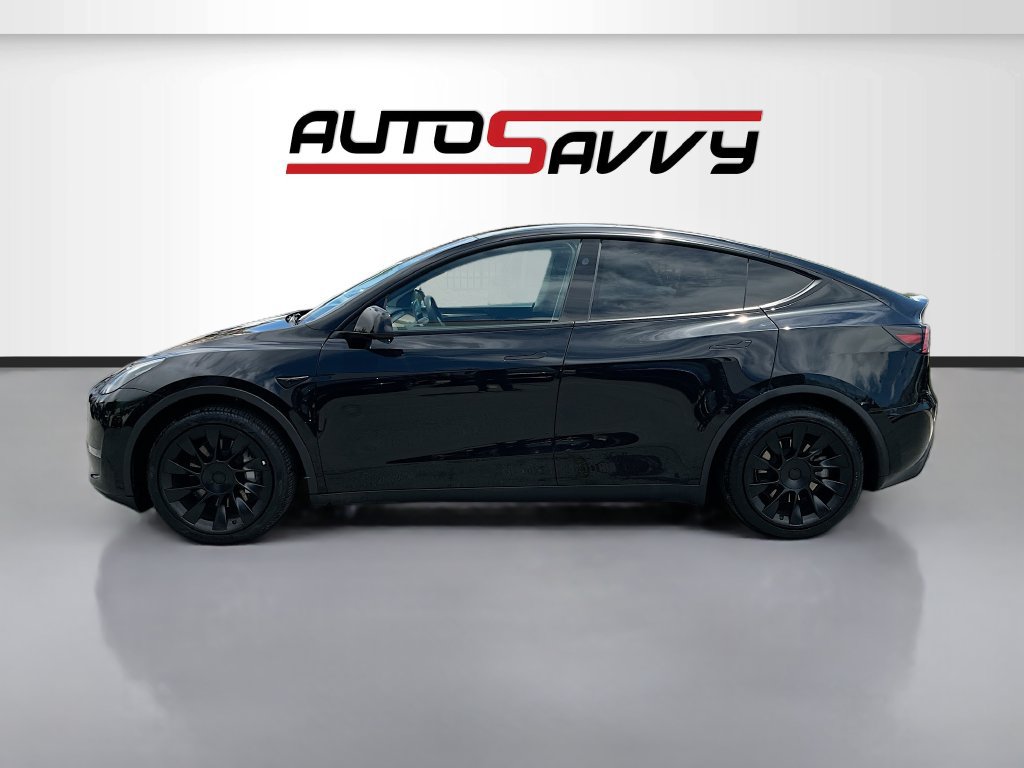 Used 2024 Tesla Model Y Long Range AWD/4WD image 4