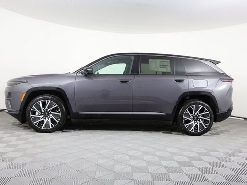 New 2025 Jeep Wagoneer S Limited image 6