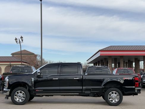 New 2025 Ford F350 King Ranch w/ Chrome Package image 36