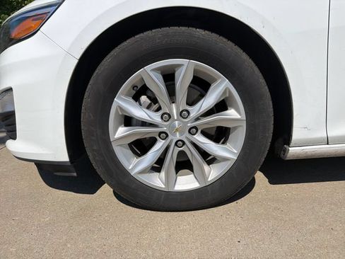Used 2024 Chevrolet Malibu LT FWD image 9