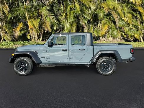 New 2026 Jeep Gladiator Sport image 2