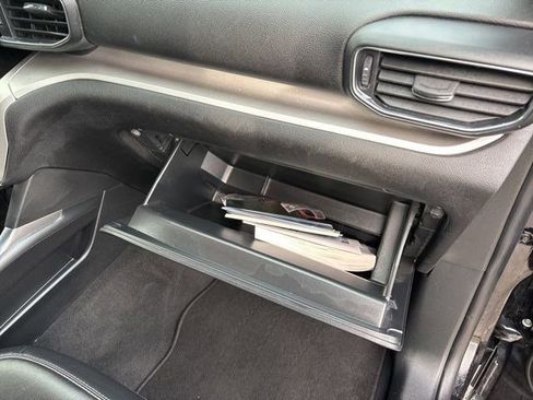 Used 2022 Ford Explorer XLT w/ Equipment Group 202A image 45