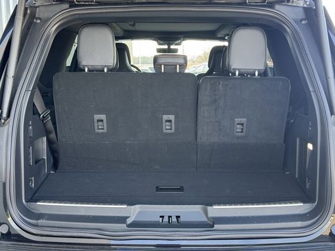 Used 2023 Lincoln Navigator Black Label image 9