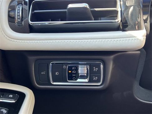 Used 2023 Lincoln Aviator Black Label w/ Jet Package image 29