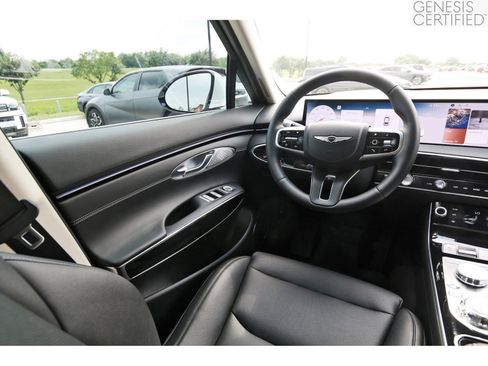 Used 2026 Genesis GV70 2.5T AWD/4WD image 11