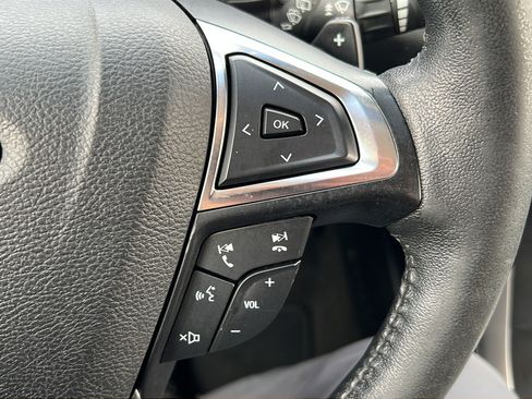 Used 2019 Ford Edge SEL w/ Equipment Group 201A AWD/4WD image 19