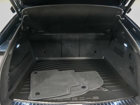Certified 2026 Porsche Cayenne Turbo GT AWD/4WD image 13