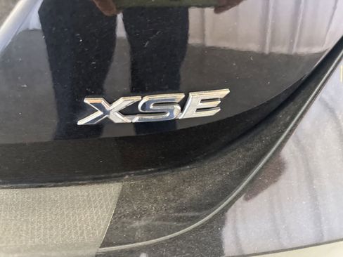 Used 2019 Toyota Camry XSE w/ Carpet Mat Package FWD image 12